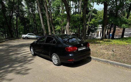 Volkswagen Jetta VI, 2013 год, 1 100 000 рублей, 5 фотография