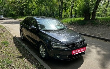 Volkswagen Jetta VI, 2013 год, 1 100 000 рублей, 8 фотография