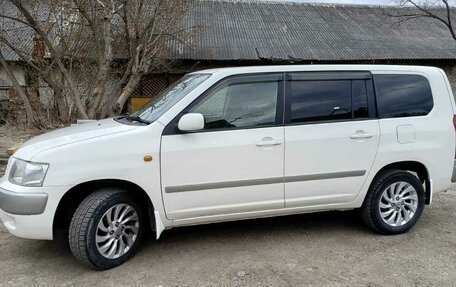 Toyota Succeed I рестайлинг, 2014 год, 750 000 рублей, 3 фотография