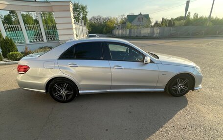 Mercedes-Benz E-Класс, 2012 год, 1 600 000 рублей, 7 фотография