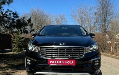 KIA Carnival III, 2018 год, 3 100 000 рублей, 9 фотография