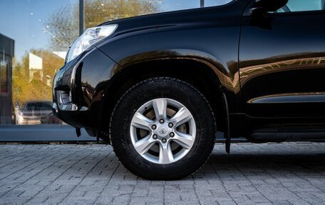 Toyota Land Cruiser Prado 150 рестайлинг 2, 2012 год, 3 000 000 рублей, 9 фотография