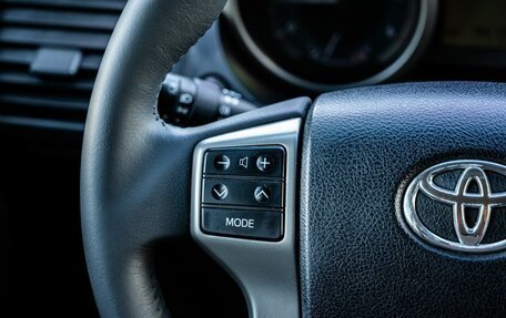 Toyota Land Cruiser Prado 150 рестайлинг 2, 2012 год, 3 000 000 рублей, 17 фотография