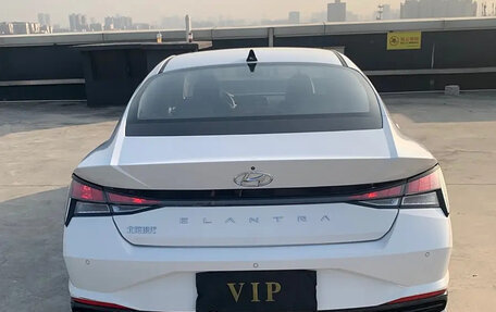 Hyundai Elantra, 2022 год, 1 100 000 рублей, 5 фотография