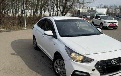Hyundai Solaris II рестайлинг, 2018 год, 650 000 рублей, 1 фотография
