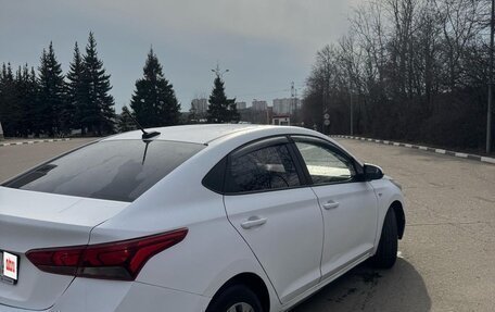 Hyundai Solaris II рестайлинг, 2018 год, 650 000 рублей, 6 фотография
