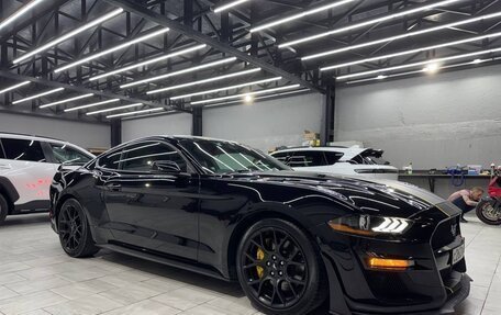 Ford Mustang VI рестайлинг, 2019 год, 4 200 000 рублей, 2 фотография