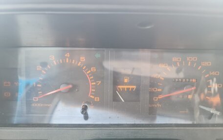 Nissan Terrano II рестайлинг, 1988 год, 420 000 рублей, 9 фотография