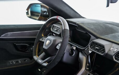 Lamborghini Urus I, 2024 год, 49 000 000 рублей, 9 фотография