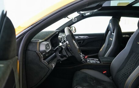 Lamborghini Urus I, 2024 год, 49 000 000 рублей, 15 фотография