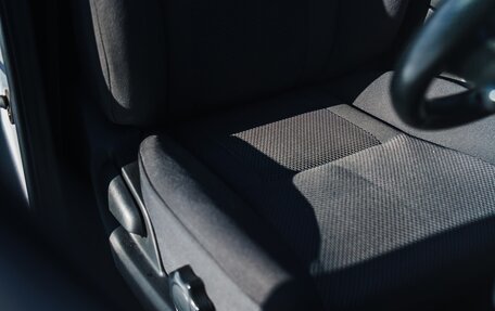 Toyota RAV4, 2003 год, 940 000 рублей, 4 фотография