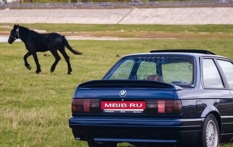 BMW 3 серия, 1990 год, 2 500 000 рублей, 16 фотография