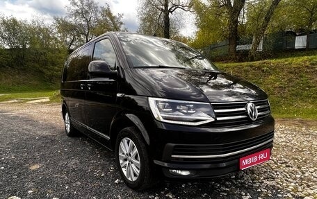 Volkswagen Multivan T6 рестайлинг, 2018 год, 4 790 000 рублей, 1 фотография