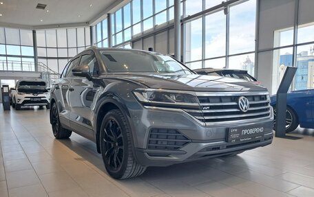 Volkswagen Touareg III, 2018 год, 4 247 000 рублей, 3 фотография