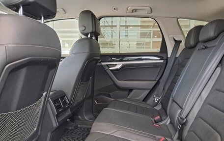 Volkswagen Touareg III, 2018 год, 4 247 000 рублей, 12 фотография