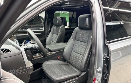 Cadillac Escalade V, 2025 год, 22 900 000 рублей, 34 фотография