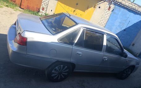 Daewoo Nexia I рестайлинг, 2009 год, 130 000 рублей, 4 фотография