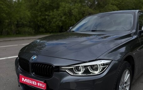 BMW 3 серия, 2017 год, 2 950 000 рублей, 10 фотография