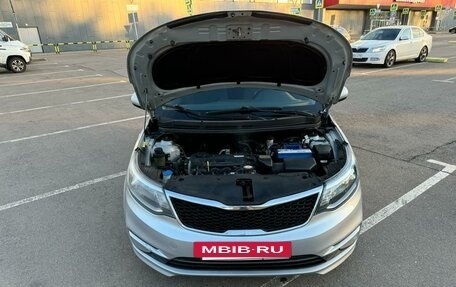 KIA Rio IV, 2017 год, 990 000 рублей, 8 фотография