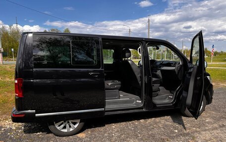 Volkswagen Multivan T6 рестайлинг, 2018 год, 4 790 000 рублей, 10 фотография