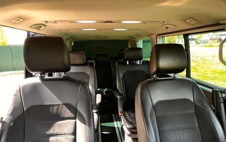 Volkswagen Multivan T6 рестайлинг, 2018 год, 4 790 000 рублей, 13 фотография