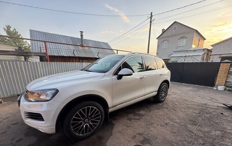 Volkswagen Touareg III, 2014 год, 2 499 999 рублей, 3 фотография