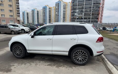 Volkswagen Touareg III, 2014 год, 2 499 999 рублей, 13 фотография