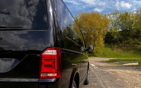 Volkswagen Multivan T6 рестайлинг, 2018 год, 4 790 000 рублей, 21 фотография