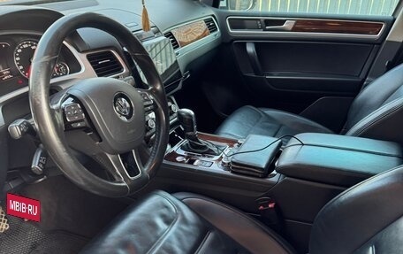 Volkswagen Touareg III, 2014 год, 2 499 999 рублей, 10 фотография