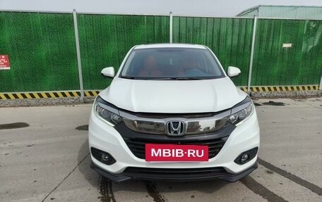Honda Vezel, 2021 год, 1 590 000 рублей, 2 фотография