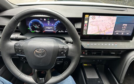 Toyota Camry, 2024 год, 3 999 999 рублей, 13 фотография