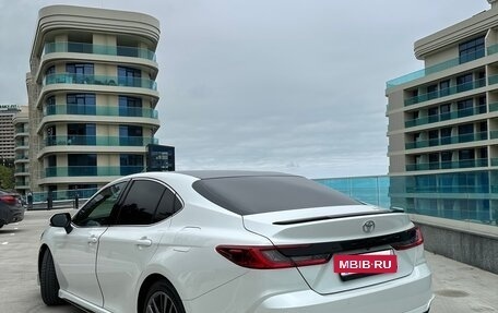 Toyota Camry, 2024 год, 3 999 999 рублей, 10 фотография