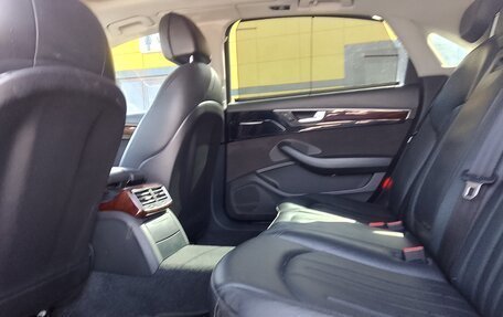Audi A8, 2011 год, 1 750 000 рублей, 7 фотография