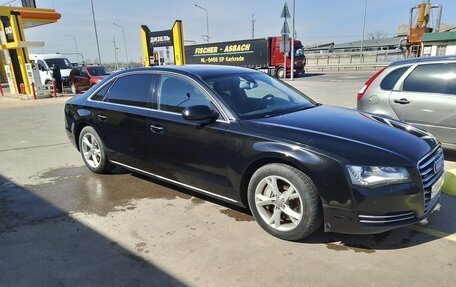 Audi A8, 2011 год, 1 750 000 рублей, 6 фотография