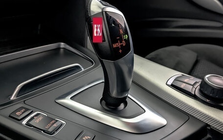 BMW 3 серия, 2018 год, 2 600 000 рублей, 26 фотография