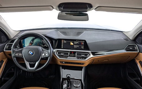 BMW 3 серия, 2021 год, 2 990 000 рублей, 14 фотография