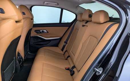 BMW 3 серия, 2021 год, 2 990 000 рублей, 18 фотография