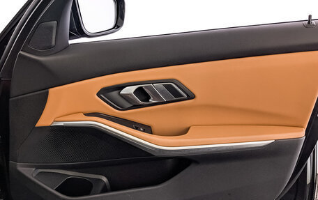 BMW 3 серия, 2021 год, 2 990 000 рублей, 25 фотография