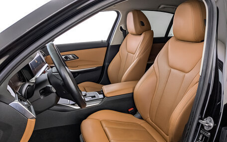 BMW 3 серия, 2021 год, 2 990 000 рублей, 20 фотография
