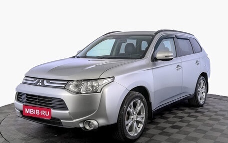 Mitsubishi Outlander III рестайлинг 3, 2013 год, 1 290 000 рублей, 1 фотография