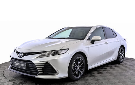 Toyota Camry, 2023 год, 4 000 000 рублей, 1 фотография