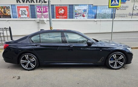 BMW 7 серия, 2017 год, 3 600 000 рублей, 9 фотография