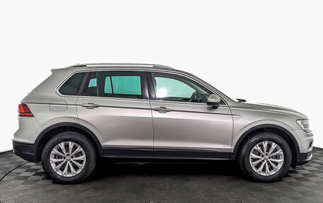 Volkswagen Tiguan II, 2017 год, 1 925 000 рублей, 4 фотография