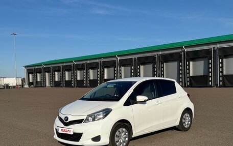 Toyota Vitz, 2011 год, 815 000 рублей, 8 фотография