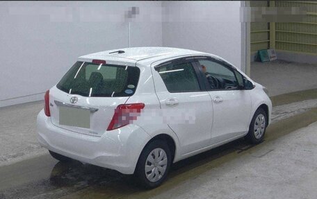 Toyota Vitz, 2011 год, 815 000 рублей, 12 фотография