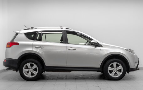 Toyota RAV4, 2013 год, 1 985 000 рублей, 4 фотография