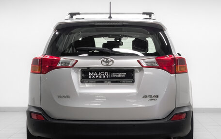 Toyota RAV4, 2013 год, 1 985 000 рублей, 6 фотография
