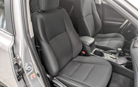 Toyota RAV4, 2013 год, 1 985 000 рублей, 22 фотография