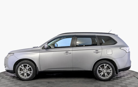 Mitsubishi Outlander III рестайлинг 3, 2013 год, 1 290 000 рублей, 8 фотография