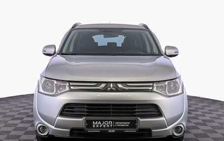 Mitsubishi Outlander III рестайлинг 3, 2013 год, 1 290 000 рублей, 2 фотография